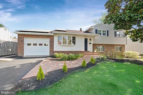 26 Burns Road, Claymont, DE MLS: DENC2079962