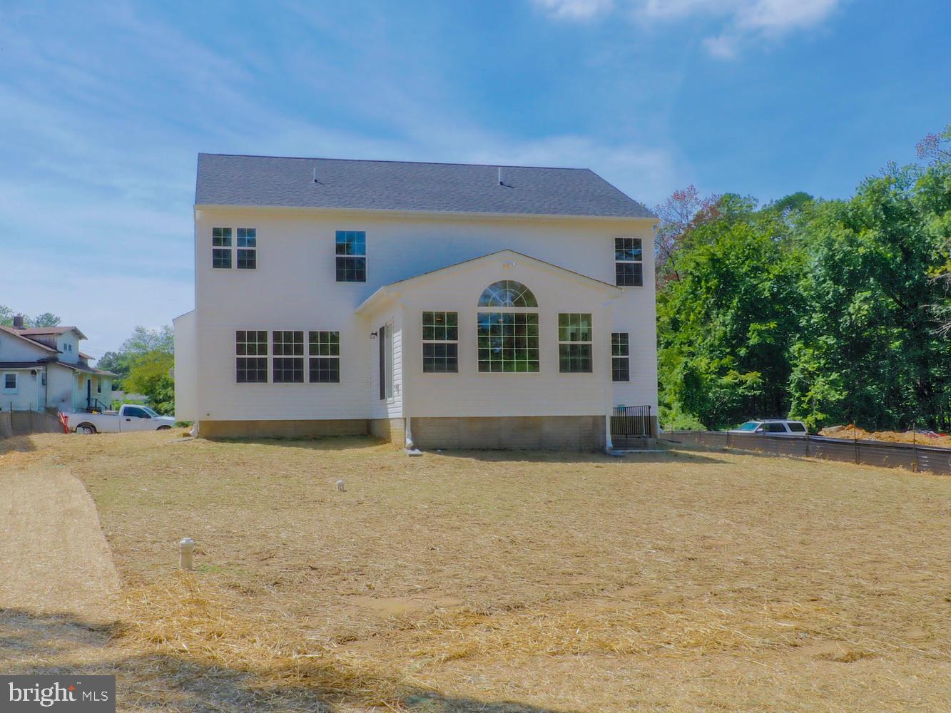 SABRINA PARK - Residential