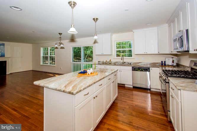 SABRINA PARK - Residential