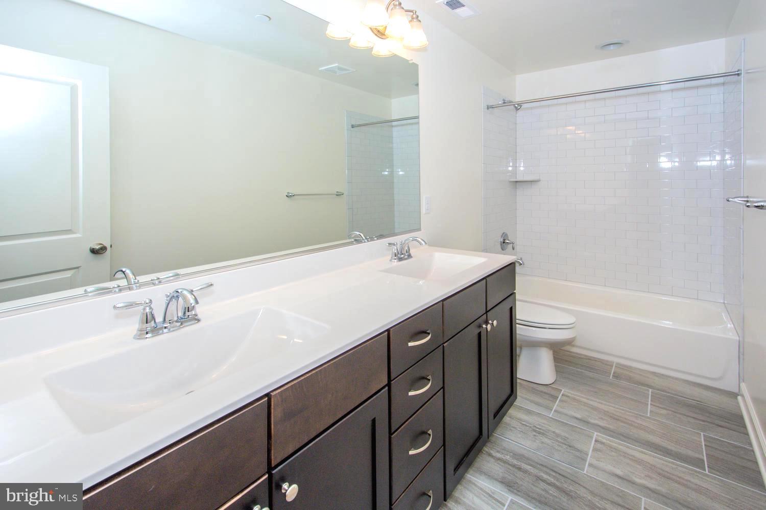 SABRINA PARK - Residential