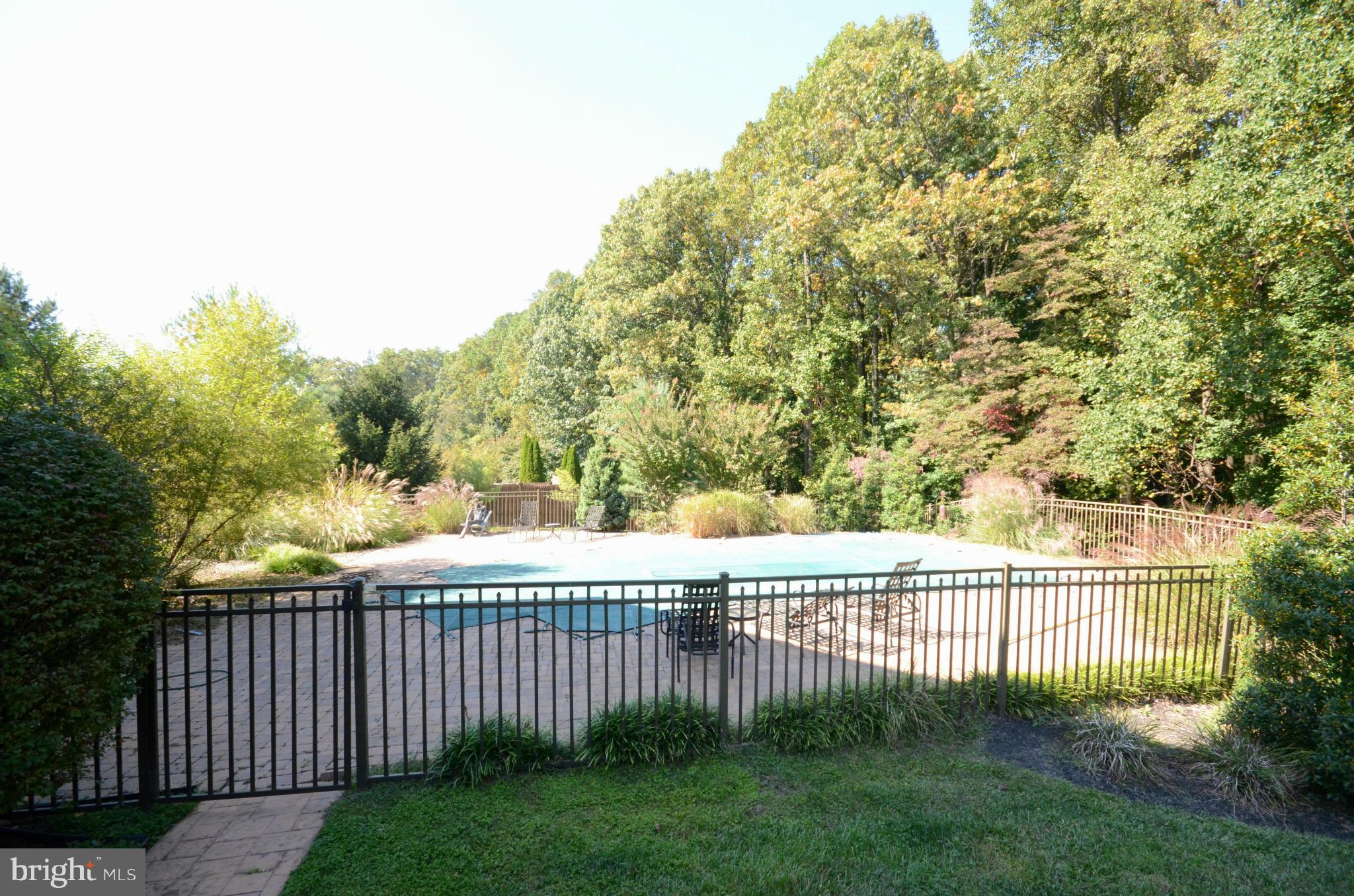 FOXCHASE - Residential