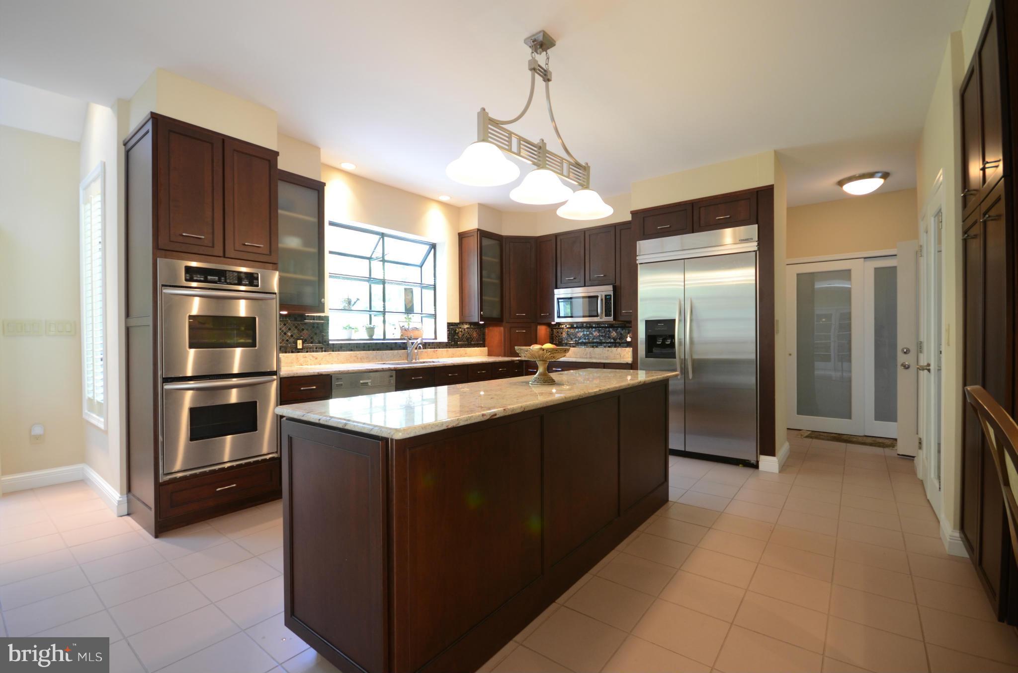 FOXCHASE - Residential