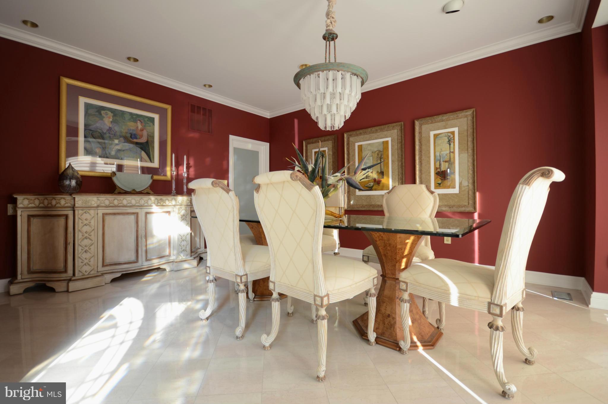 FOXCHASE - Residential