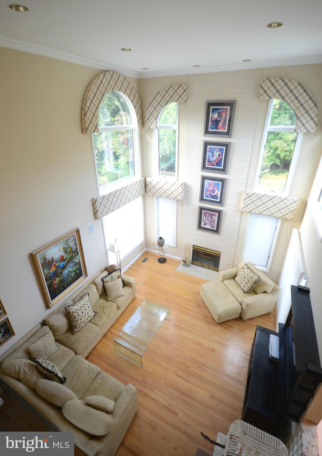 FOXCHASE - Residential