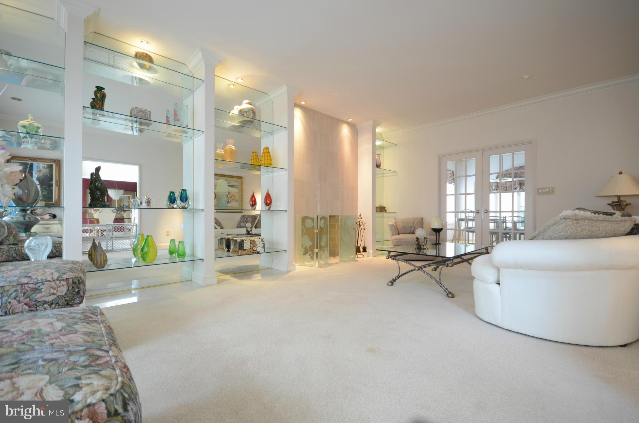 FOXCHASE - Residential