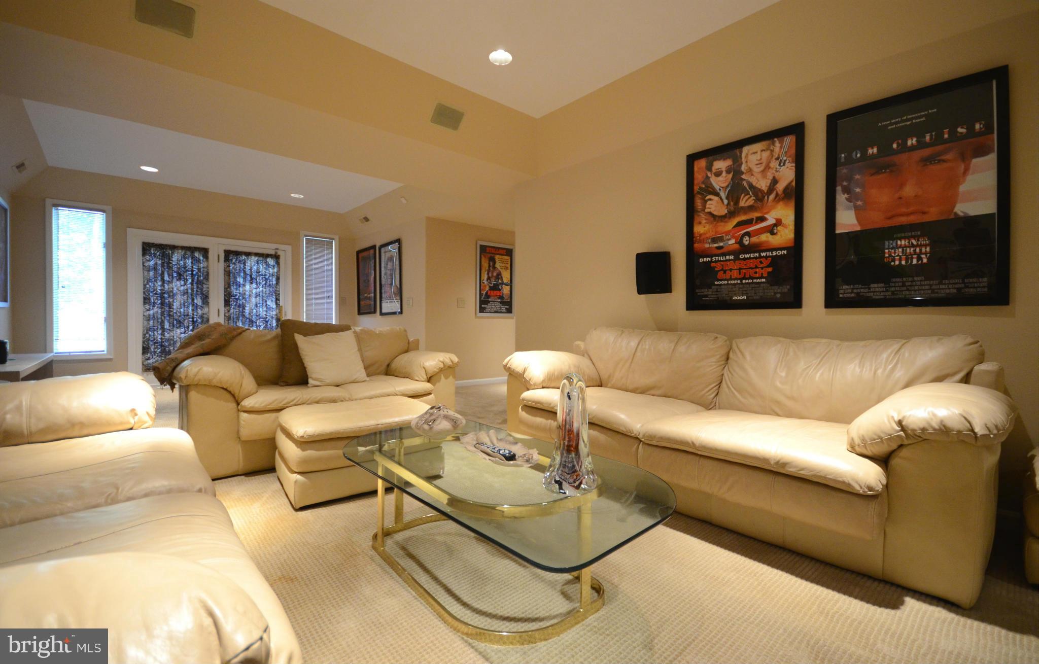 FOXCHASE - Residential