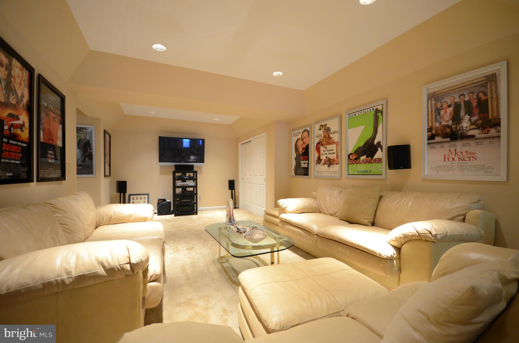 FOXCHASE - Residential