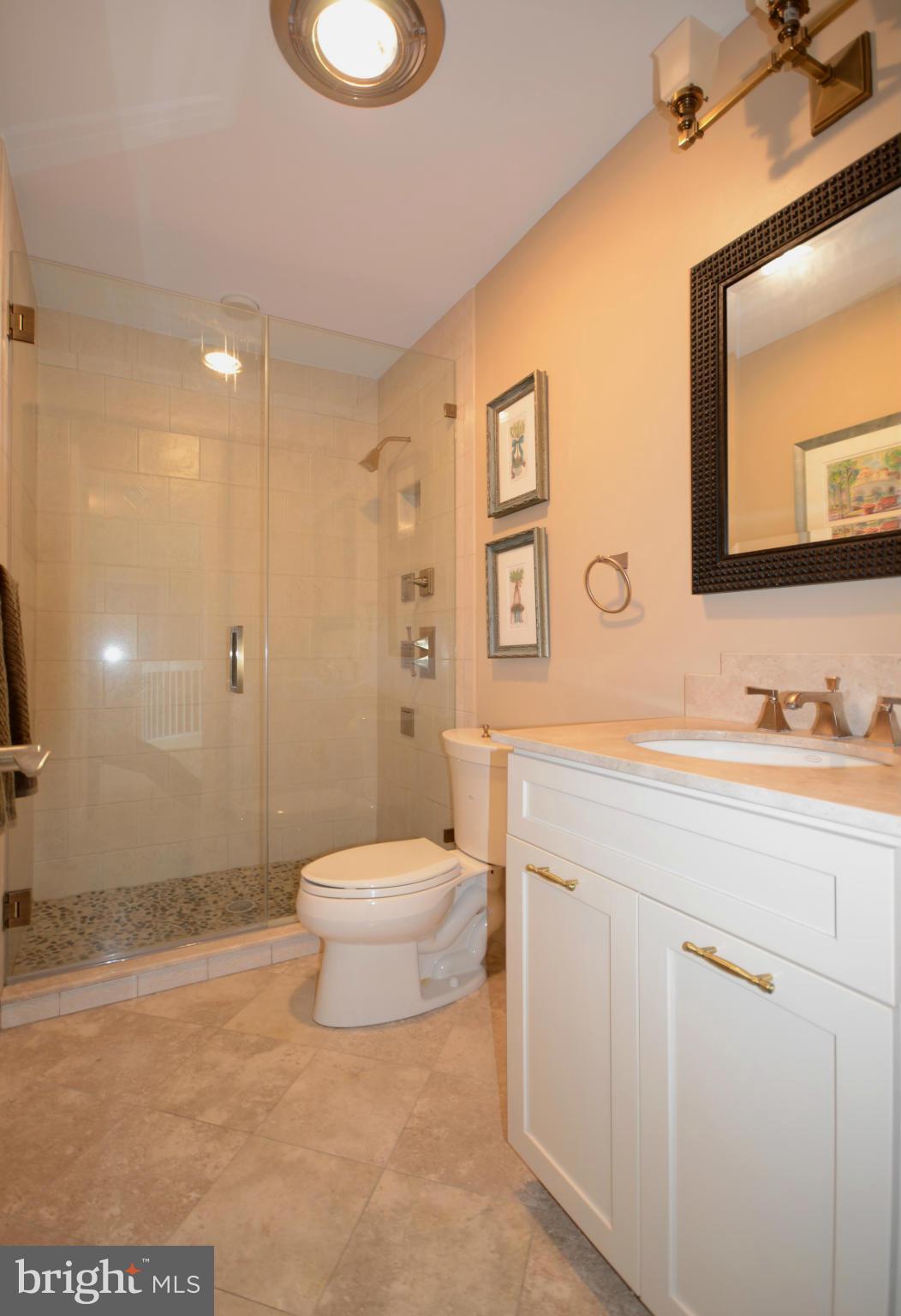 FOXCHASE - Residential