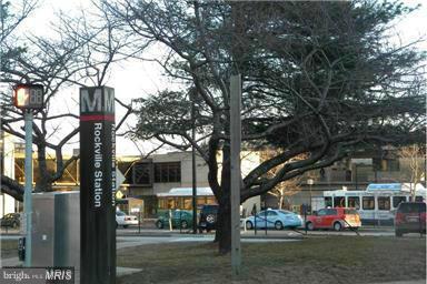 FITZ AT ROCKVILLE TOWN C - Residential Lease