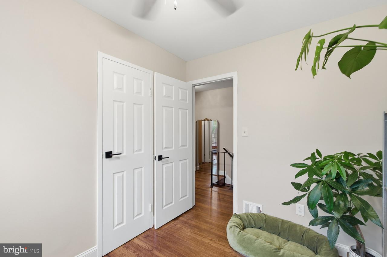 CAMERON HOMES - Residential
