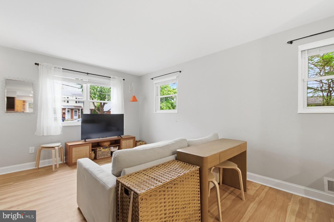 CAMERON HOMES - Residential
