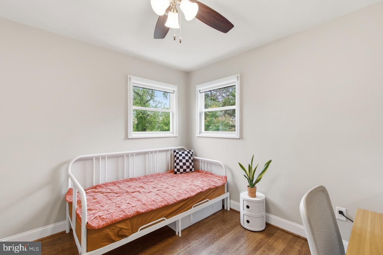 CAMERON HOMES - Residential