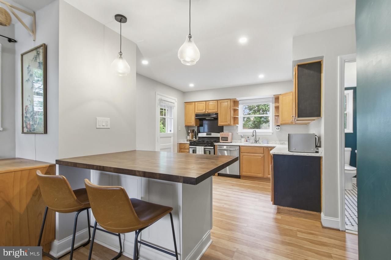 CAMERON HOMES - Residential