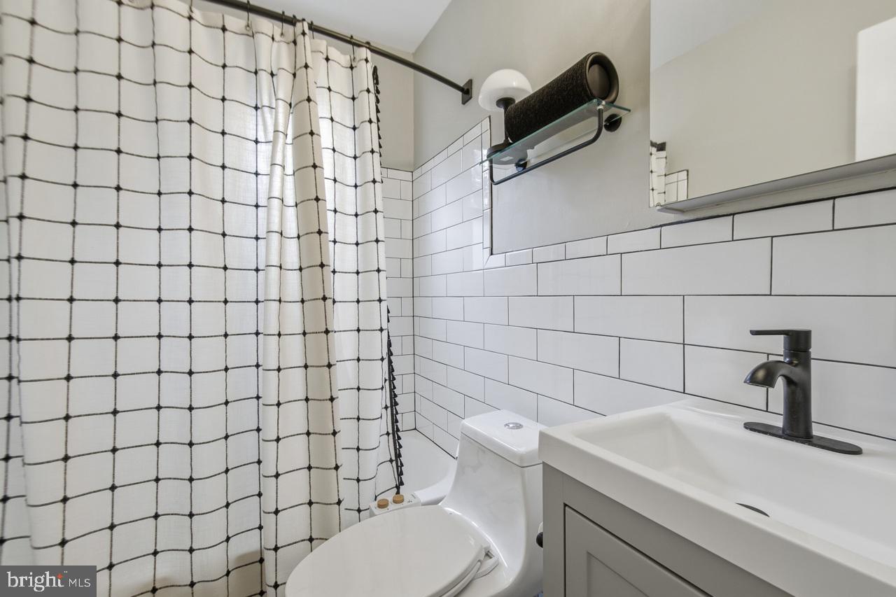 CAMERON HOMES - Residential