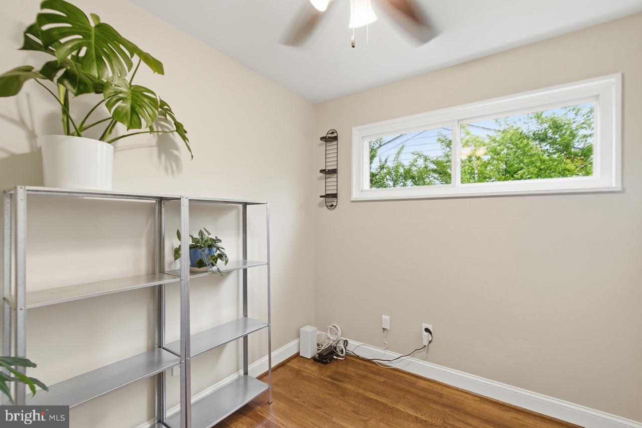 CAMERON HOMES - Residential