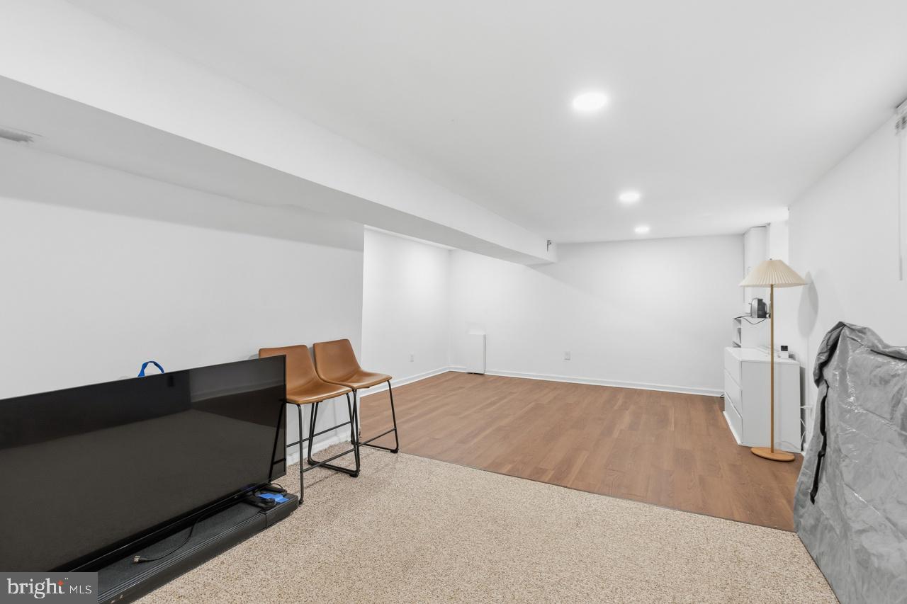 CAMERON HOMES - Residential