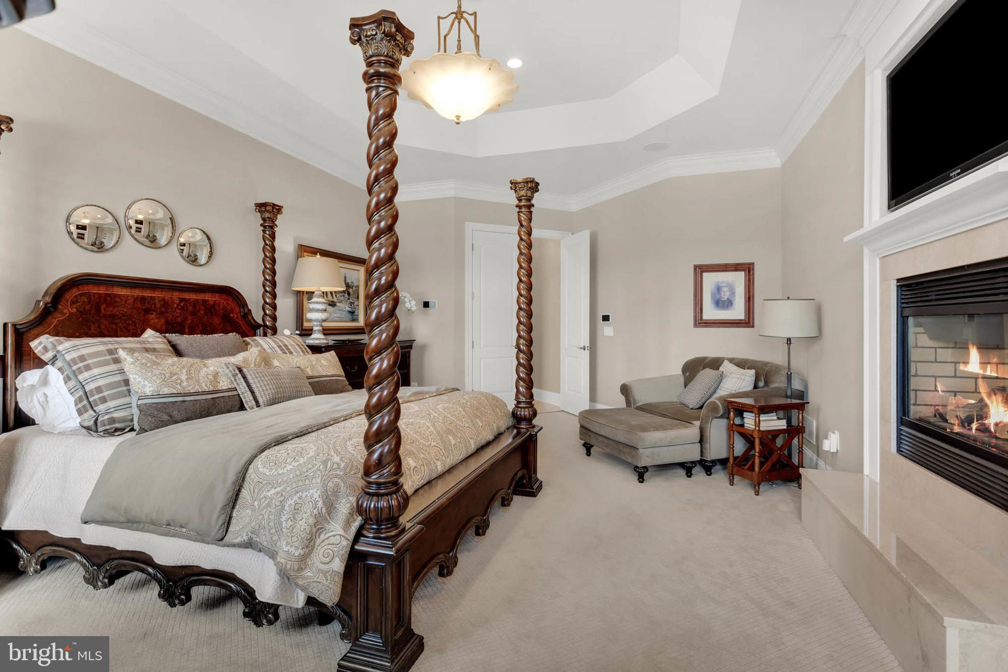 FOX MEADOW - Residential