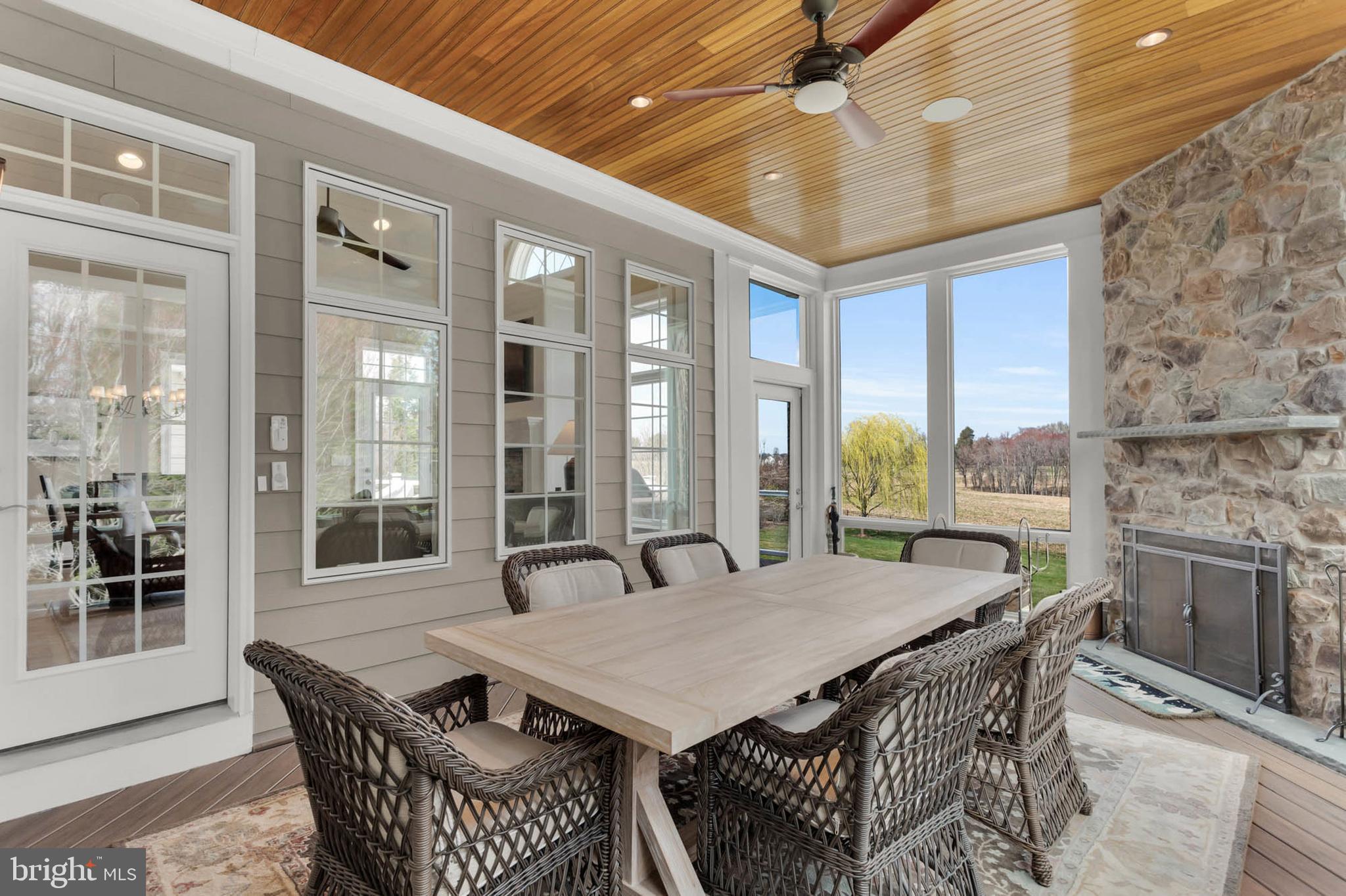 FOX MEADOW - Residential