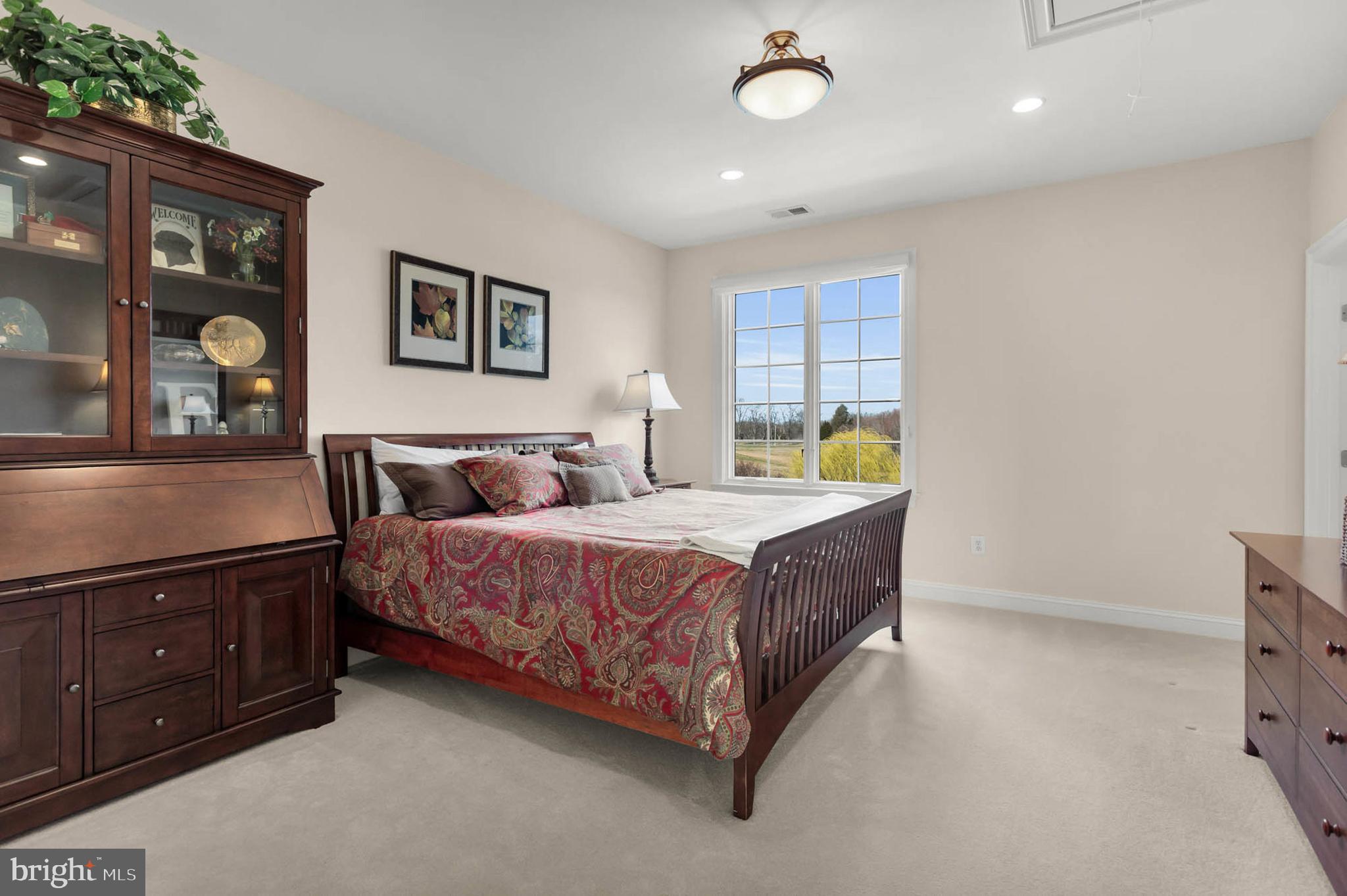 FOX MEADOW - Residential