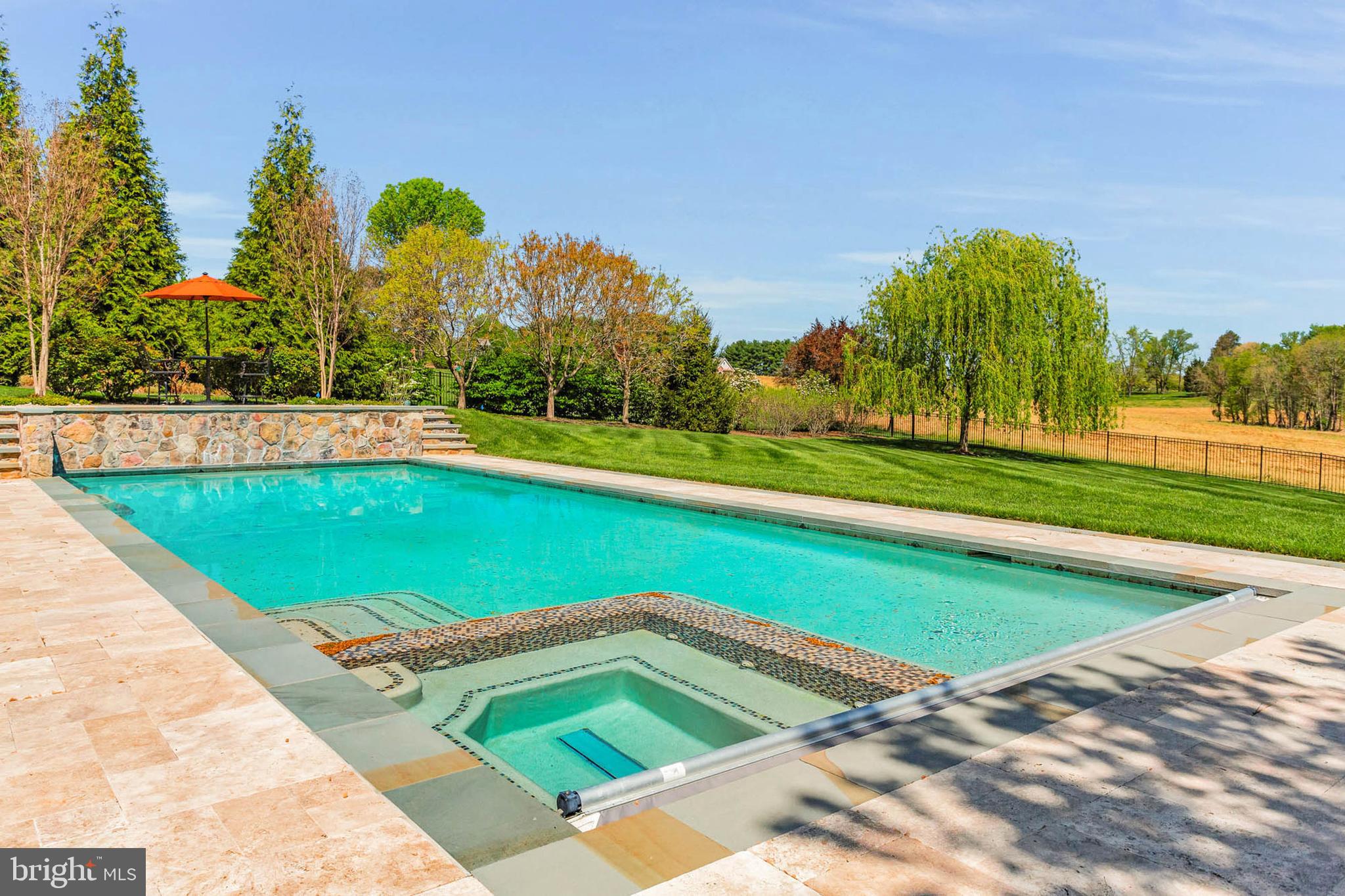 FOX MEADOW - Residential