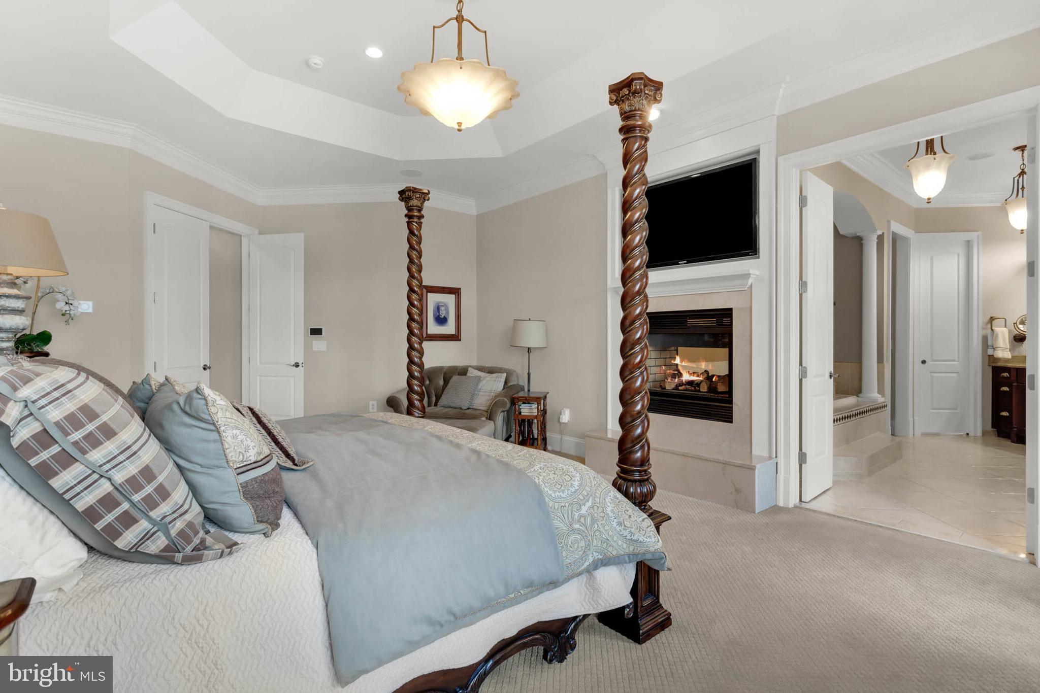 FOX MEADOW - Residential