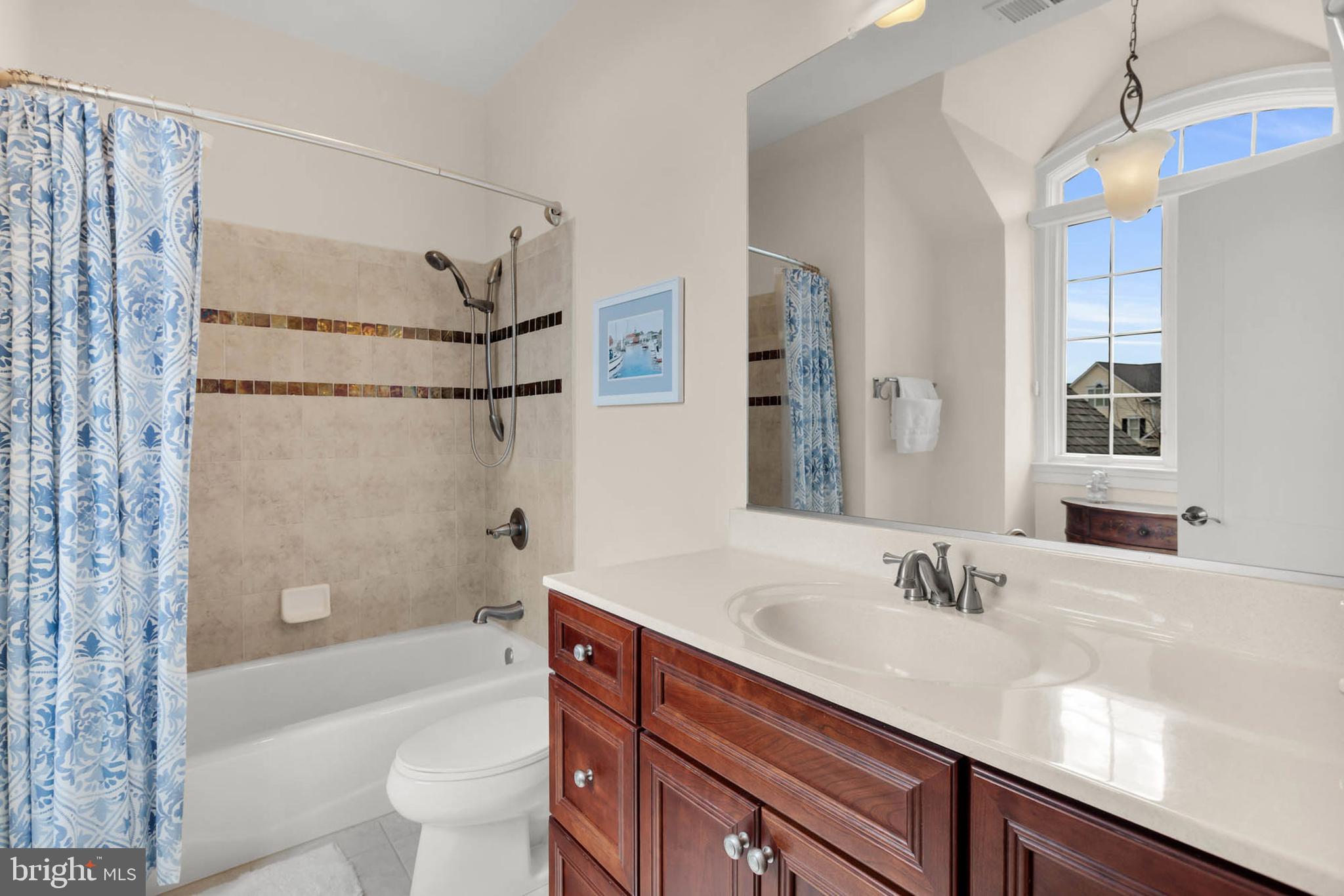 FOX MEADOW - Residential