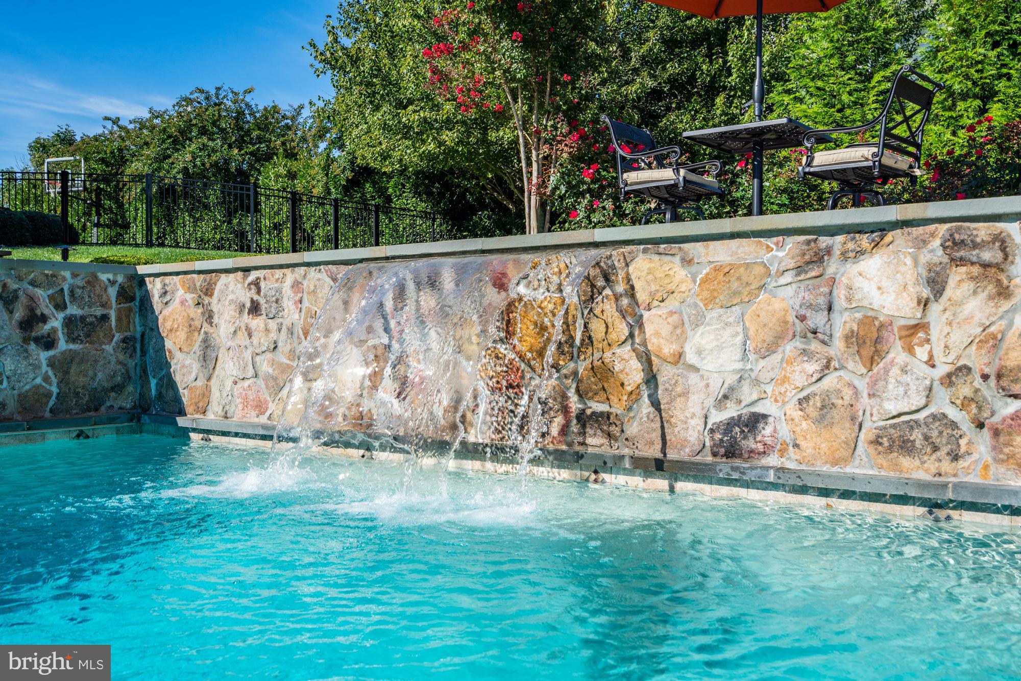 FOX MEADOW - Residential