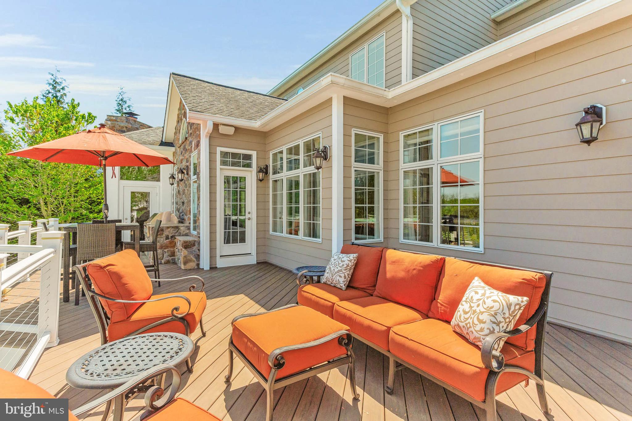 FOX MEADOW - Residential