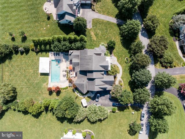 FOX MEADOW - Residential