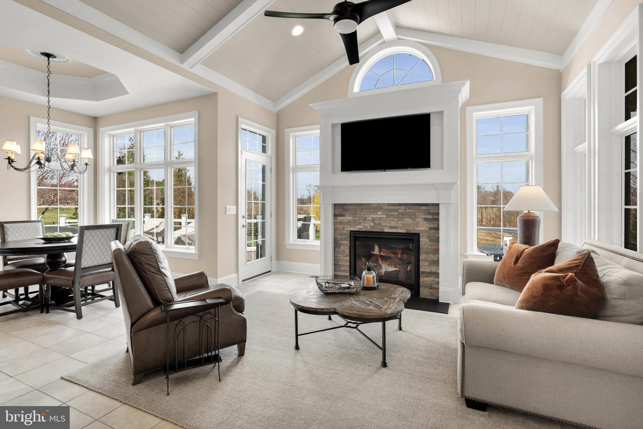 FOX MEADOW - Residential