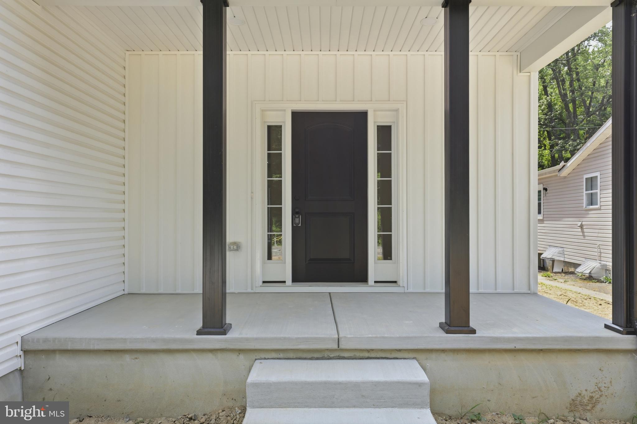 1354 COLLEGE ROAD