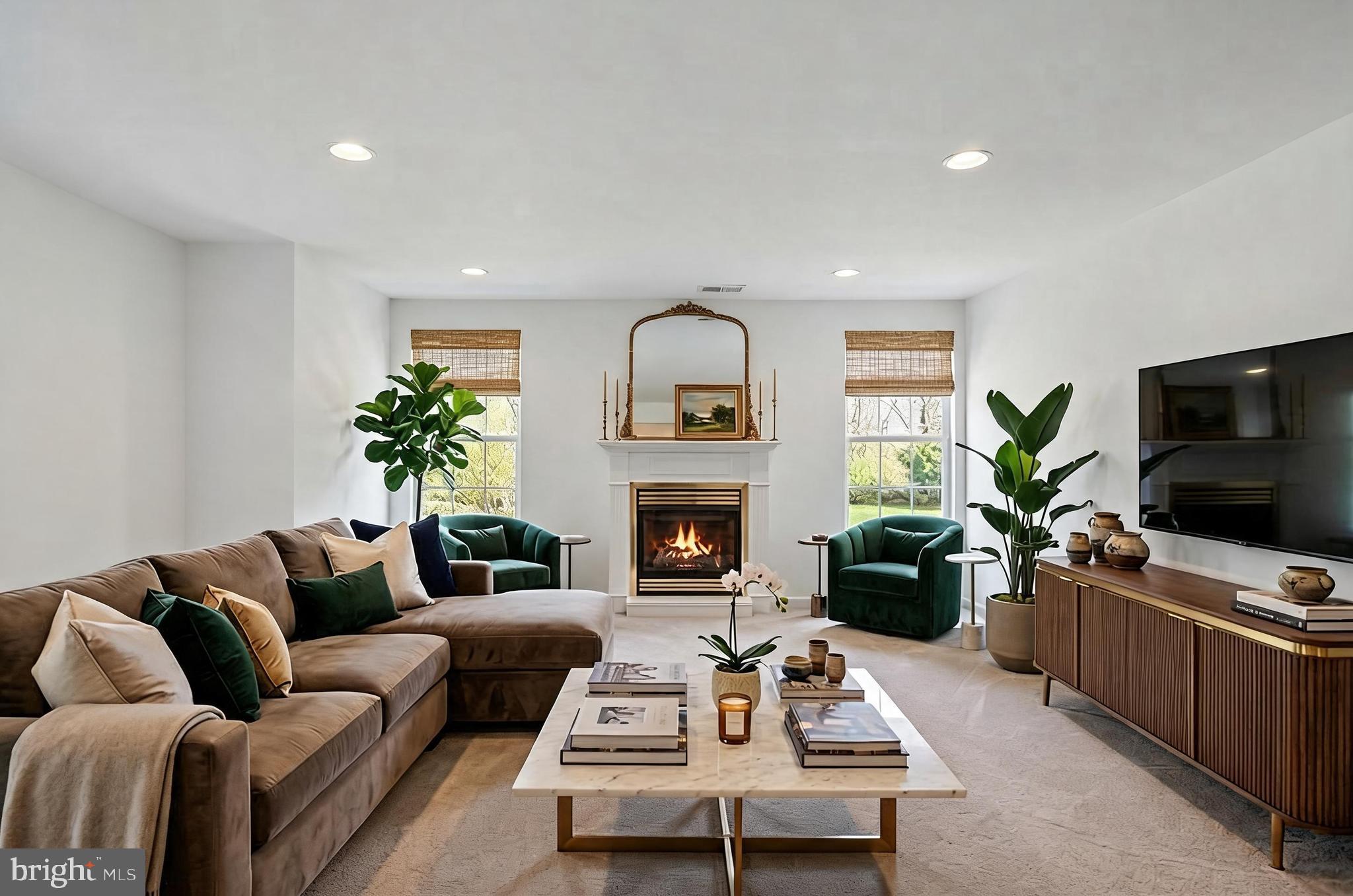 CHARLESTOWN HUNT - Residential