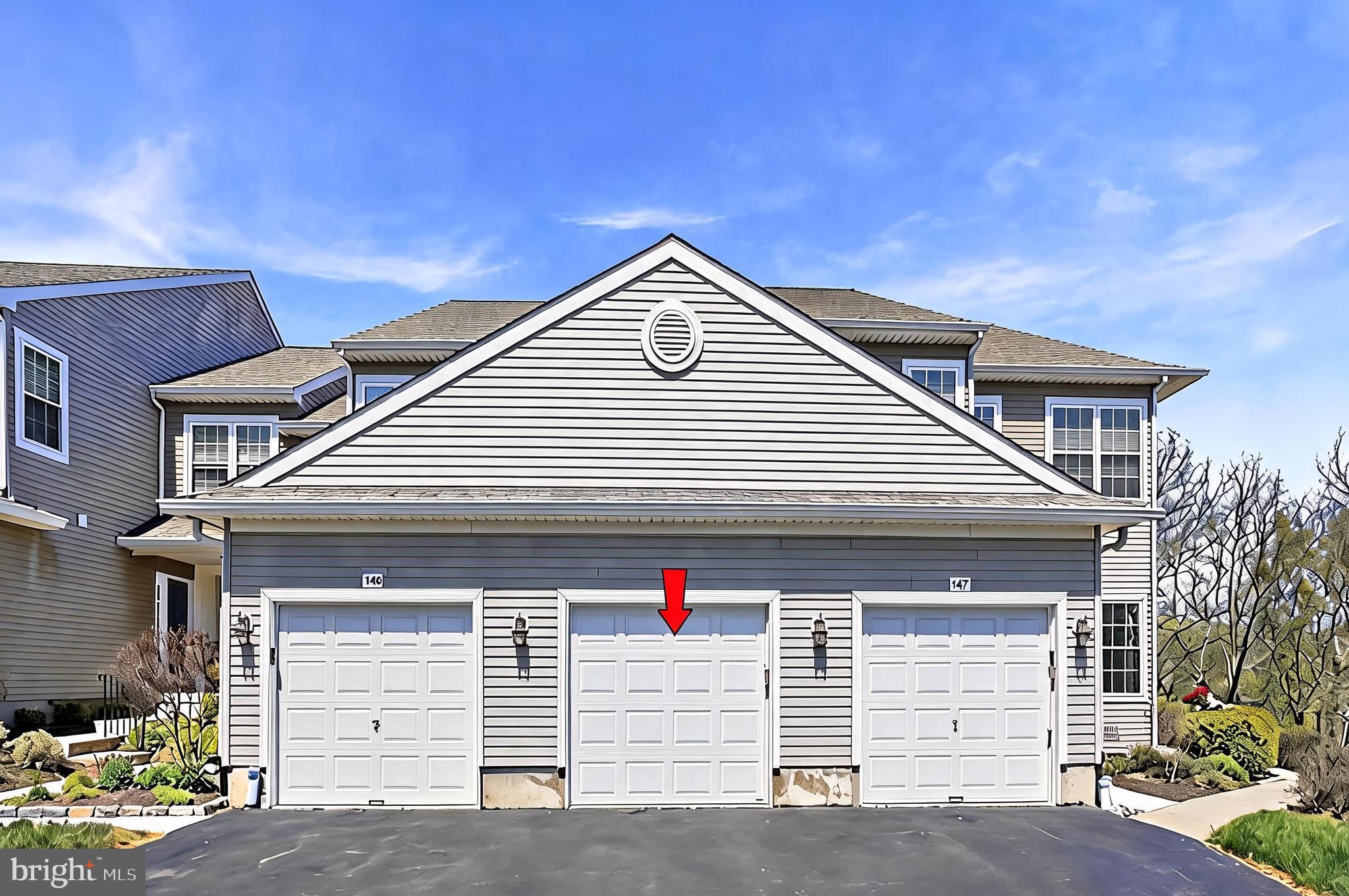 CHARLESTOWN HUNT - Residential