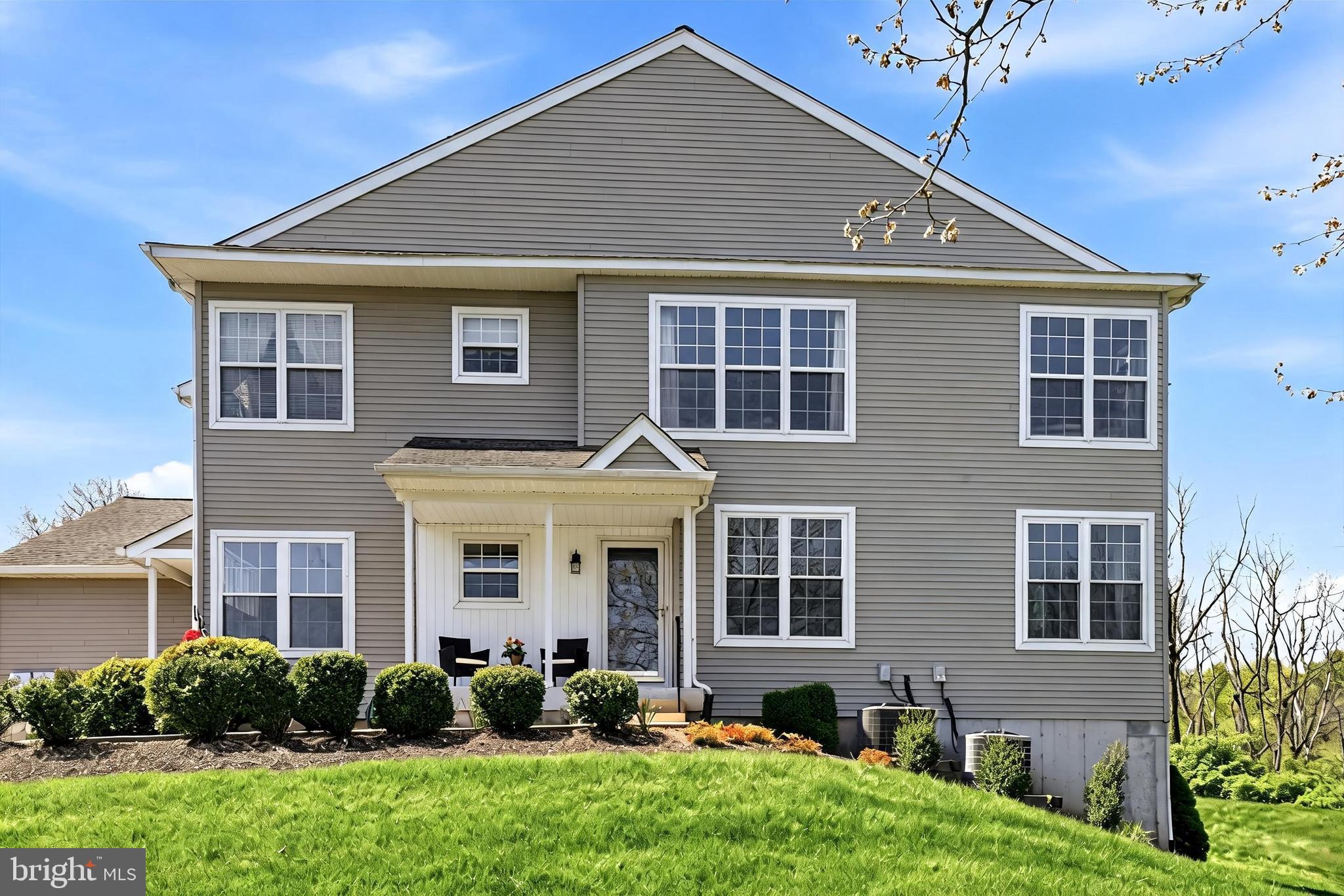 CHARLESTOWN HUNT - Residential