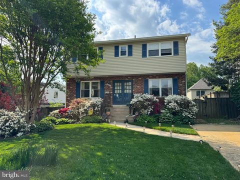 Photo of 5426 11th Street N, ARLINGTON, VA 22205 (MLS # VAAR2073906)
