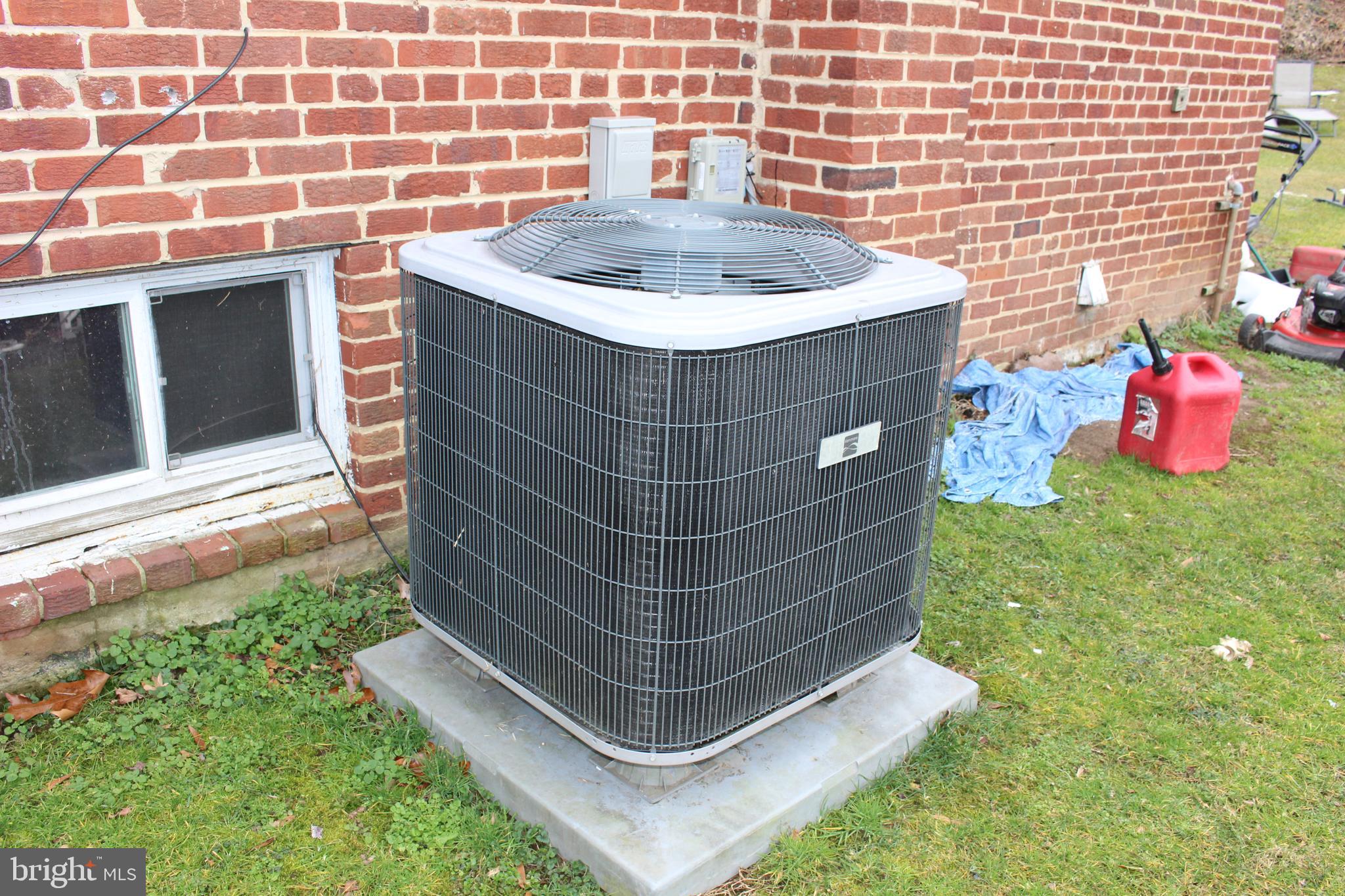 DEFENSE HEIGHTS - Residential