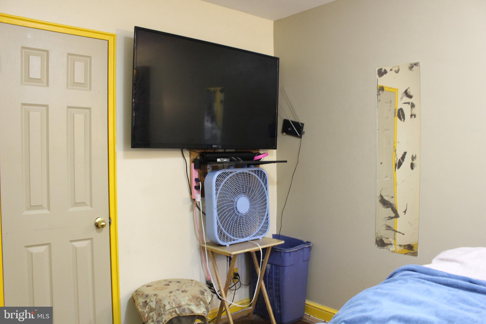 DEFENSE HEIGHTS - Residential