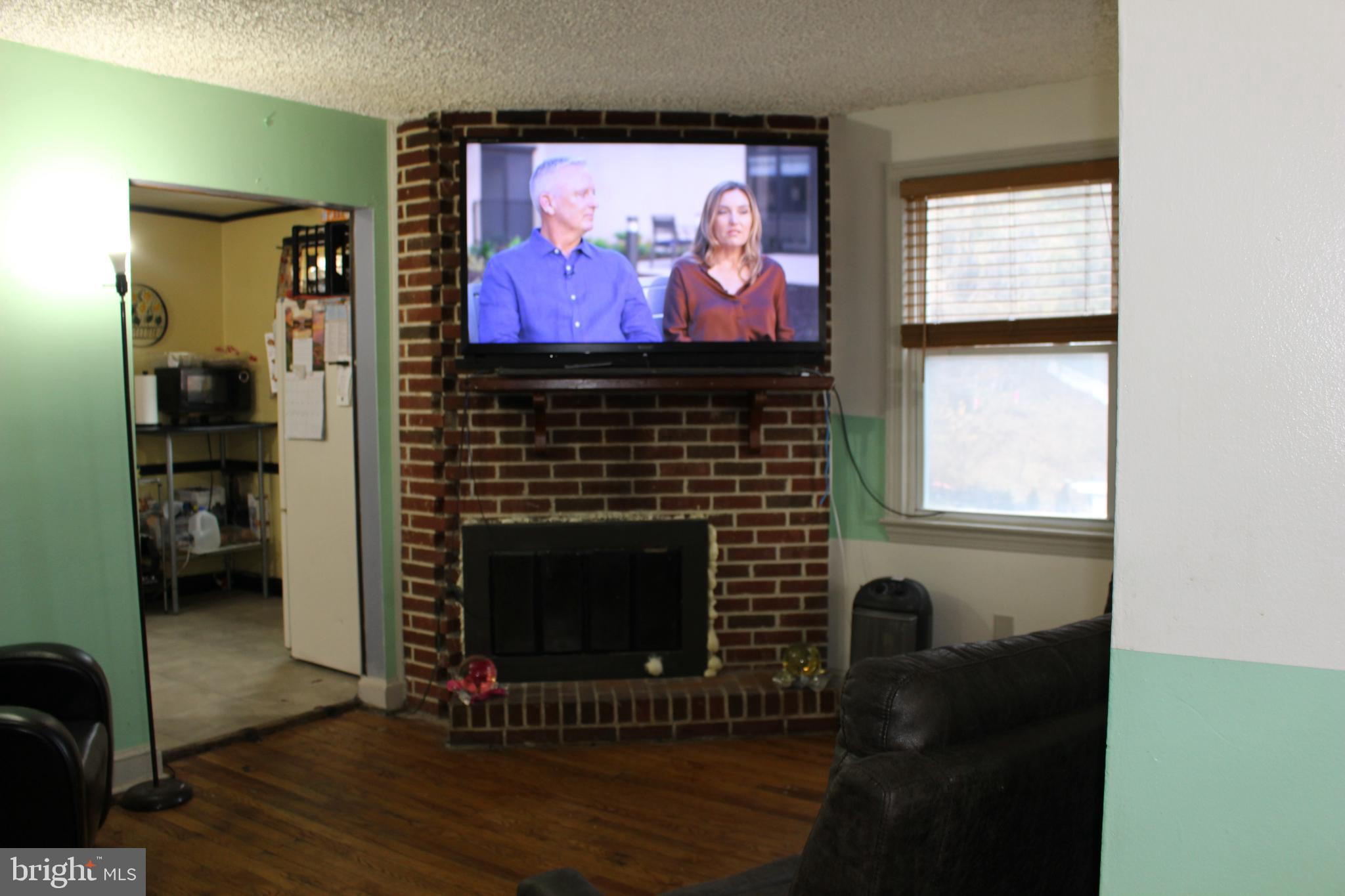 DEFENSE HEIGHTS - Residential