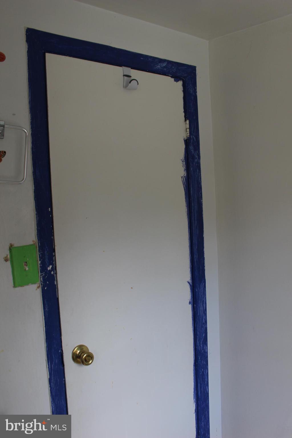 DEFENSE HEIGHTS - Residential