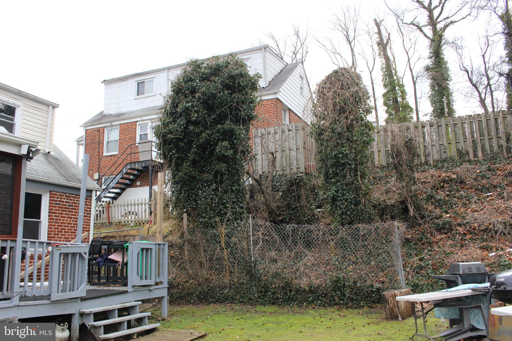 DEFENSE HEIGHTS - Residential