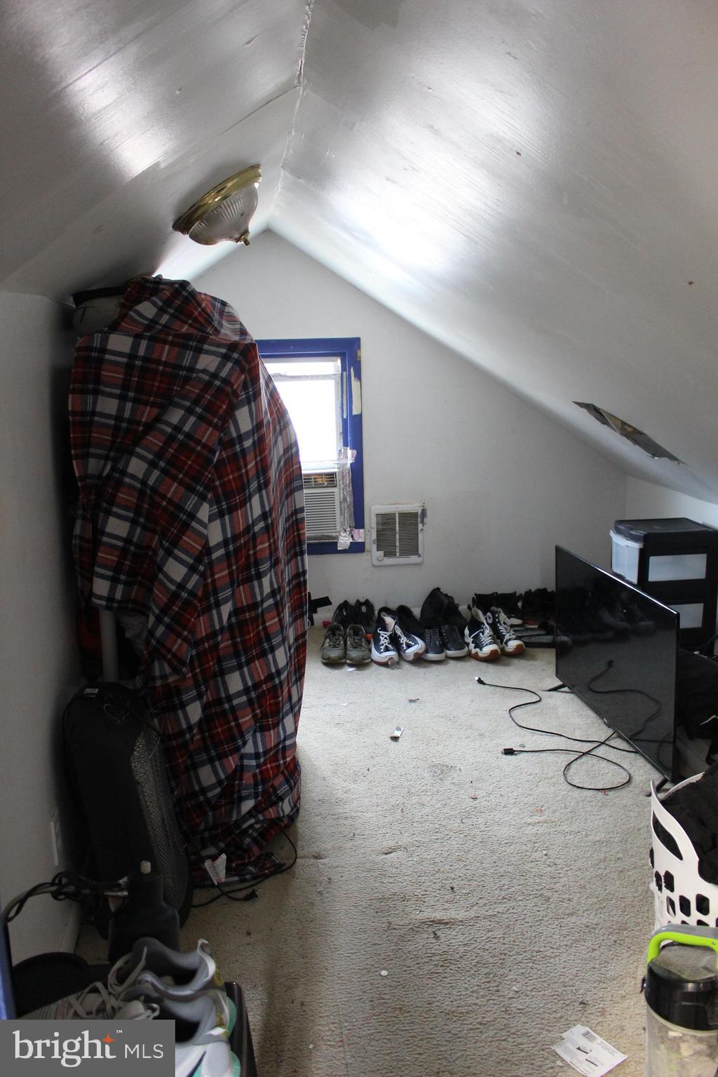 DEFENSE HEIGHTS - Residential