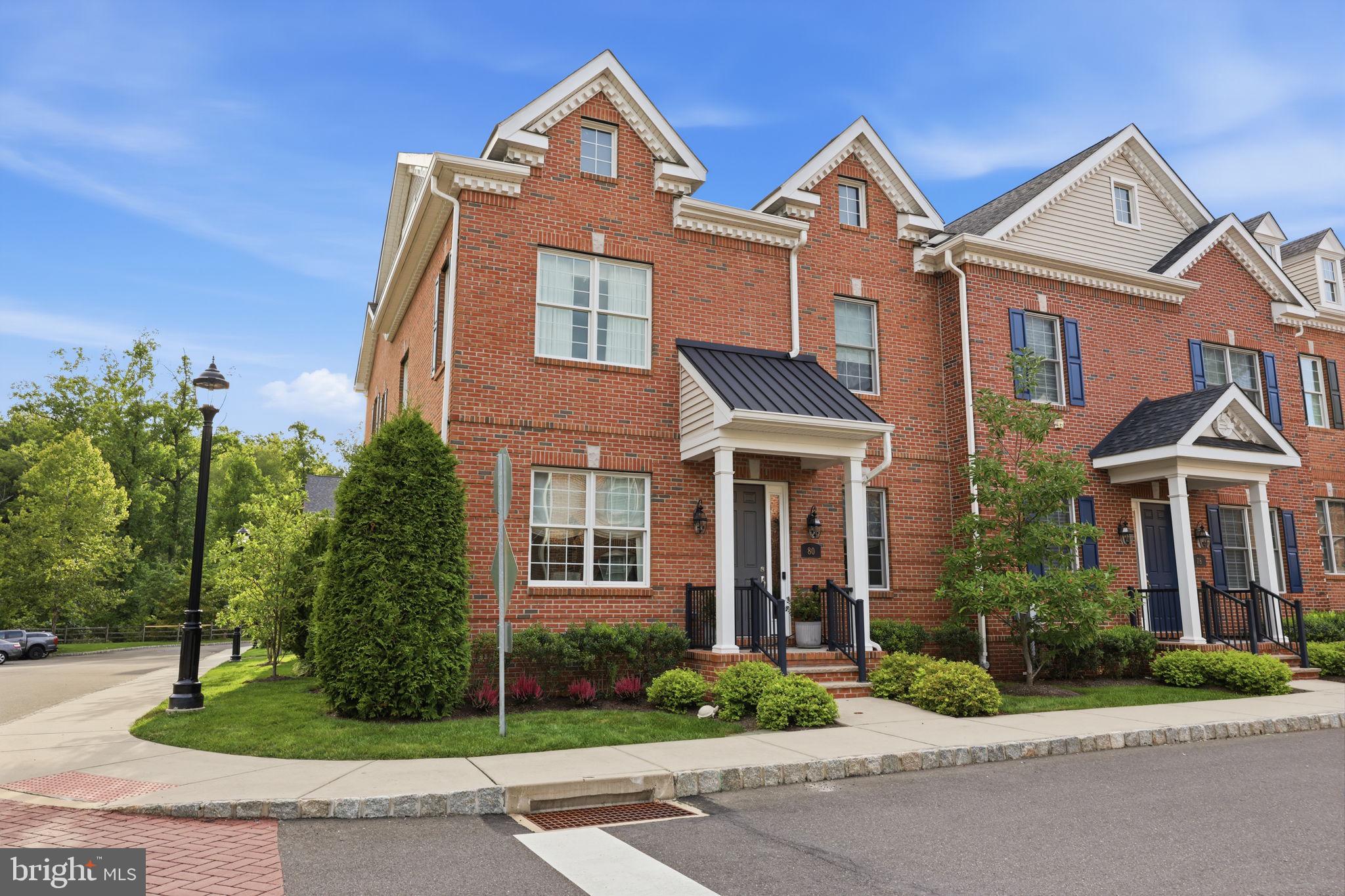 80 CREEKVIEW LANE