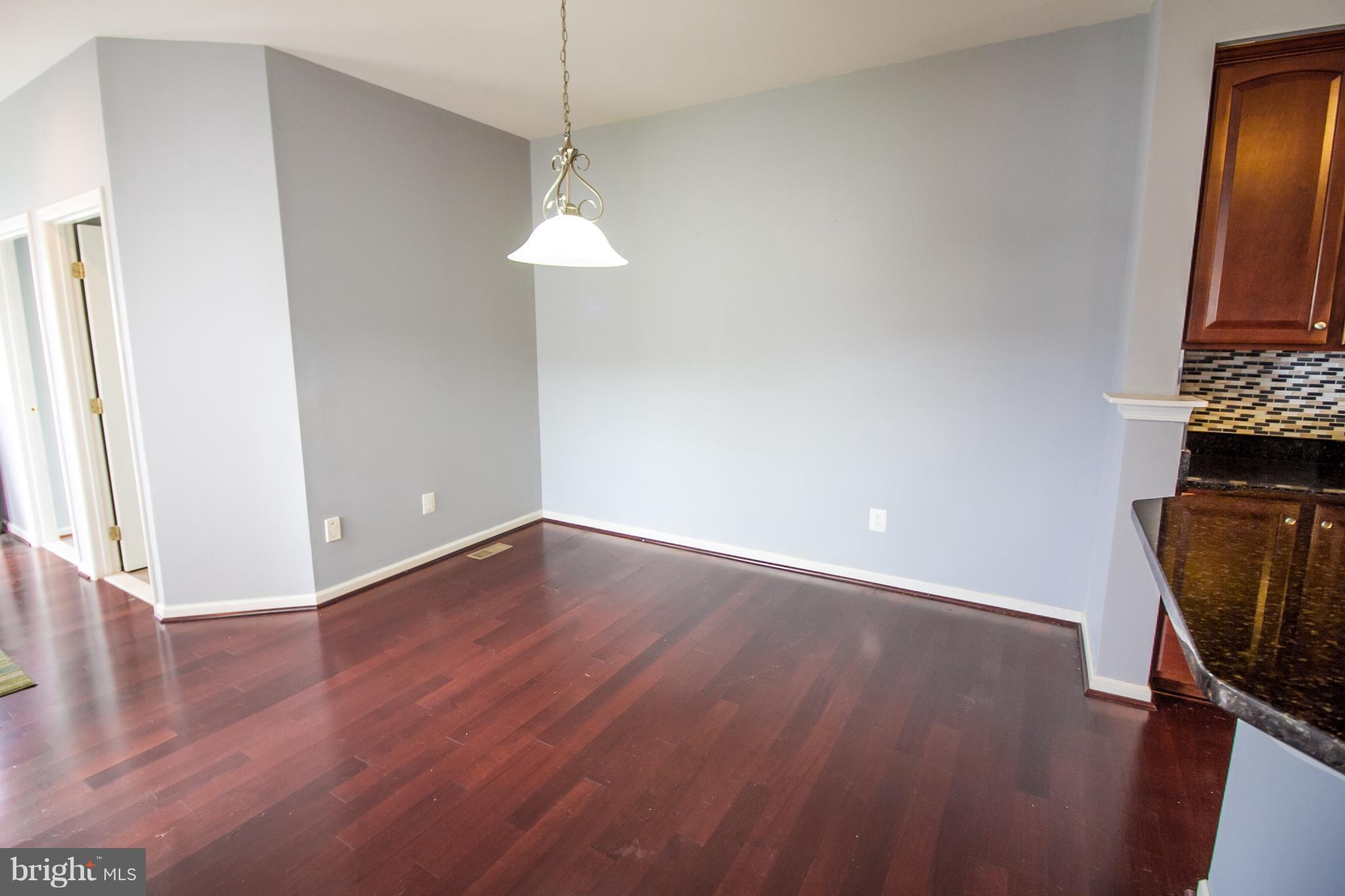 LAKELAND PLACE - Residential