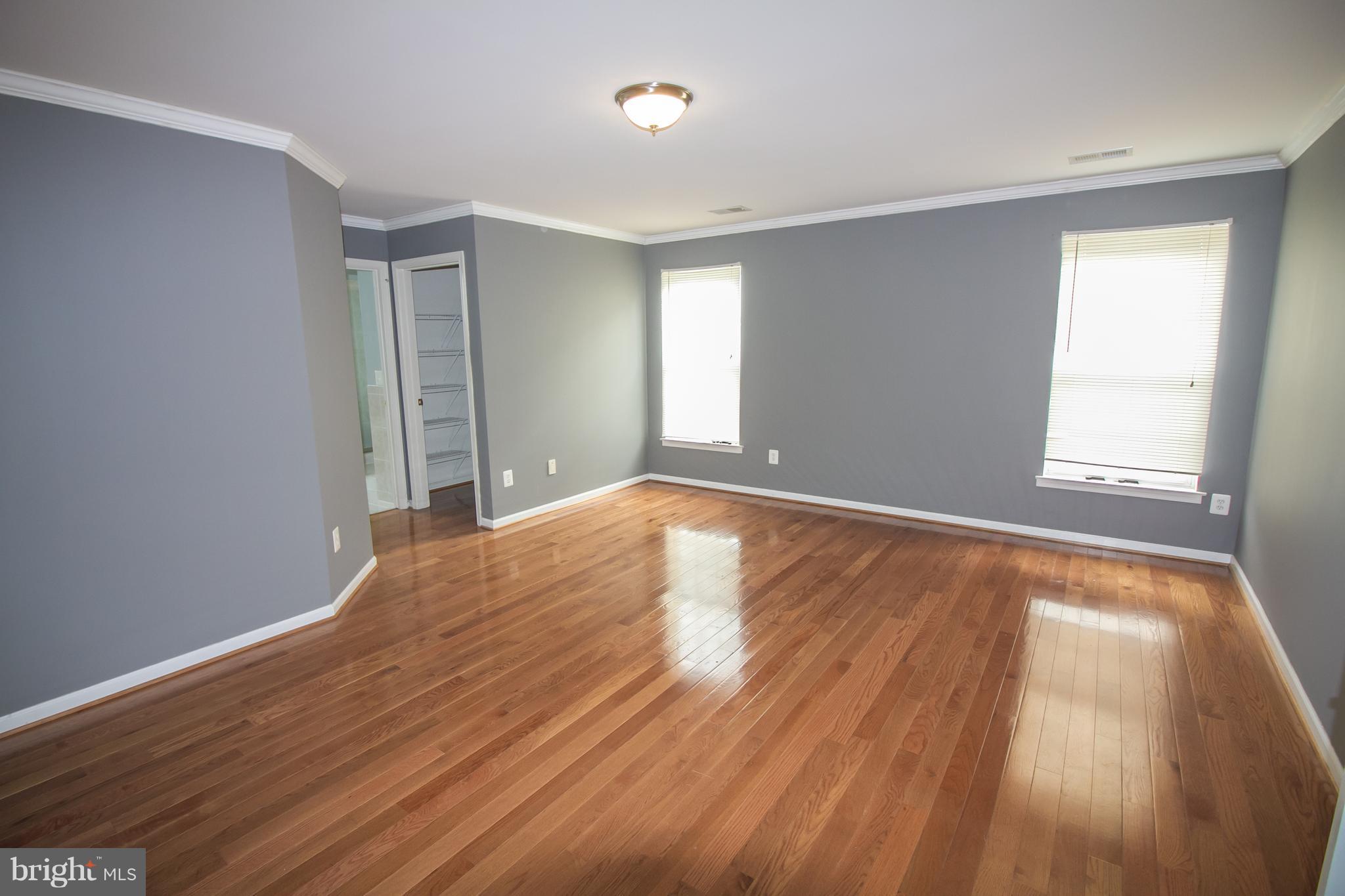 LAKELAND PLACE - Residential