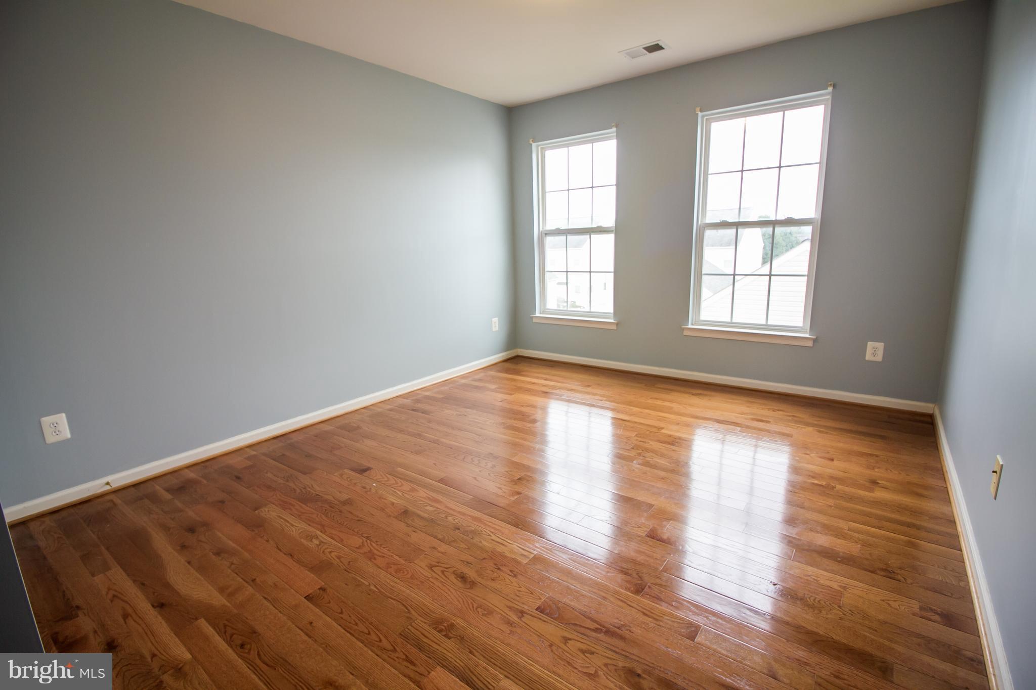 LAKELAND PLACE - Residential