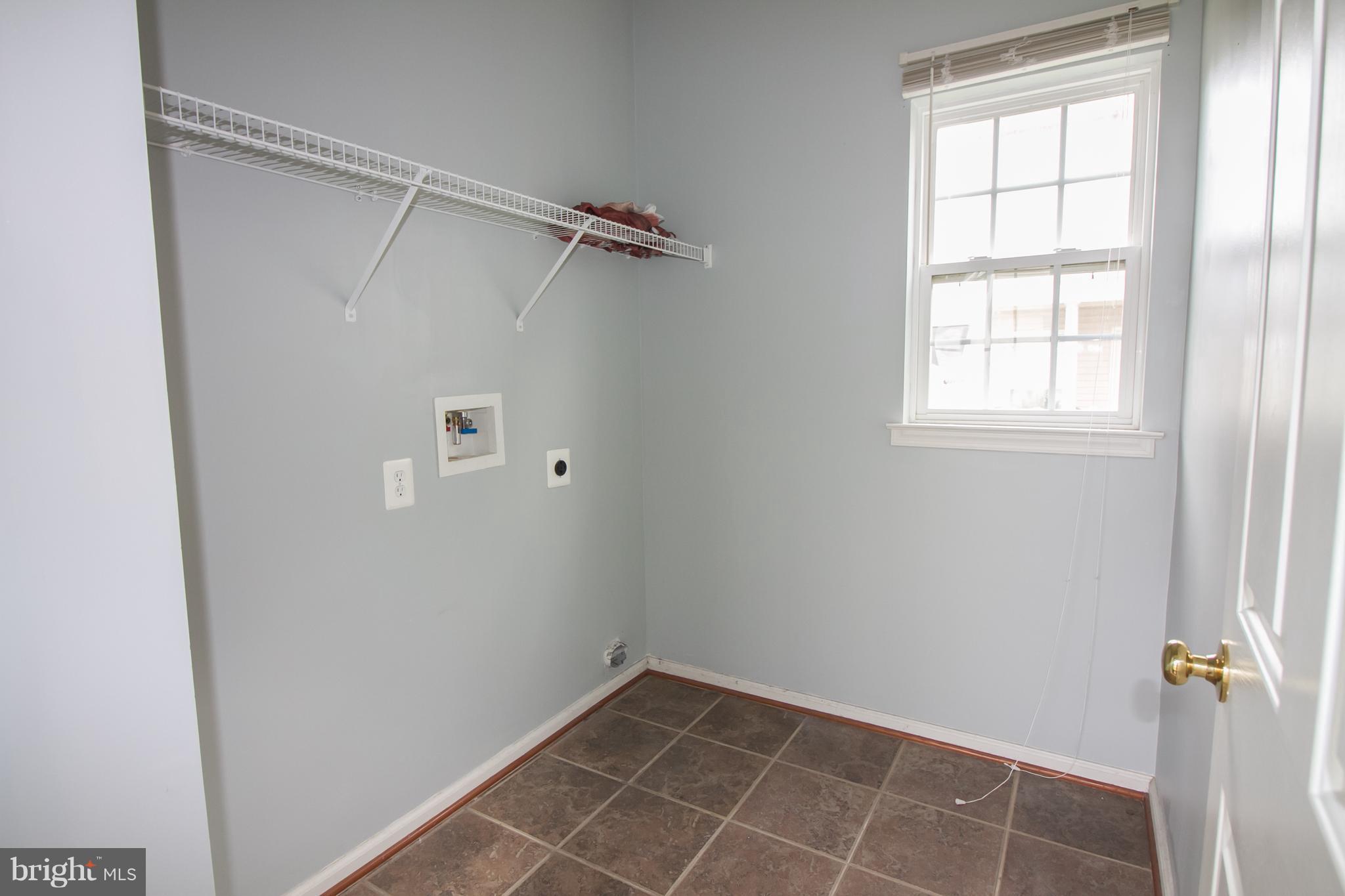 LAKELAND PLACE - Residential