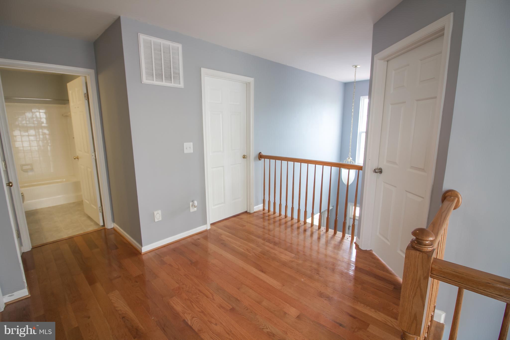 LAKELAND PLACE - Residential