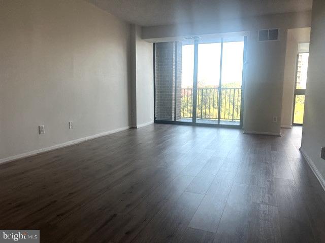 IDYLWOOD TOWERS CONDO - Residential Lease