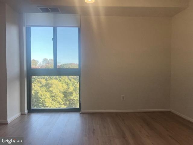 IDYLWOOD TOWERS CONDO - Residential Lease