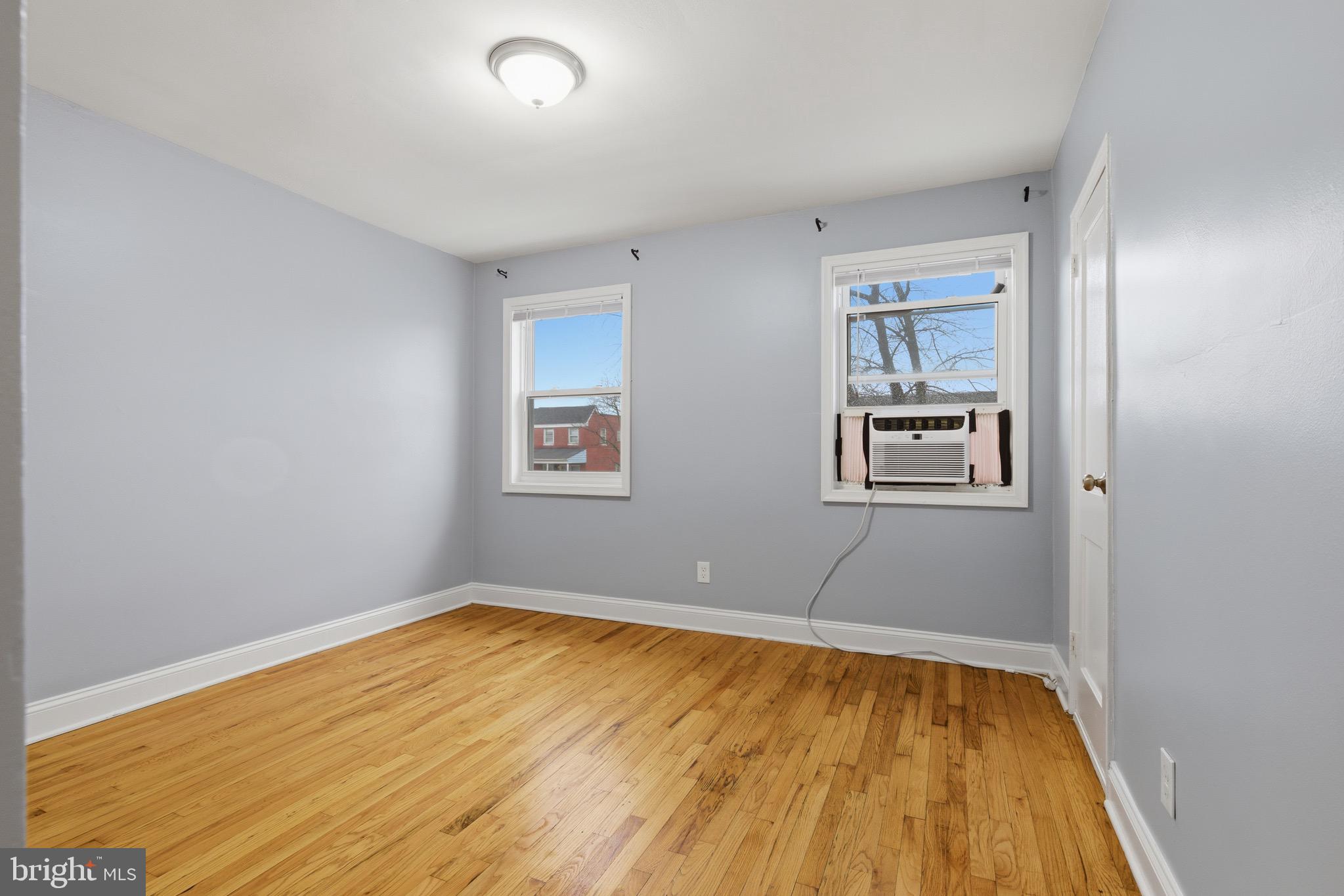 DUNDALK - Residential Lease